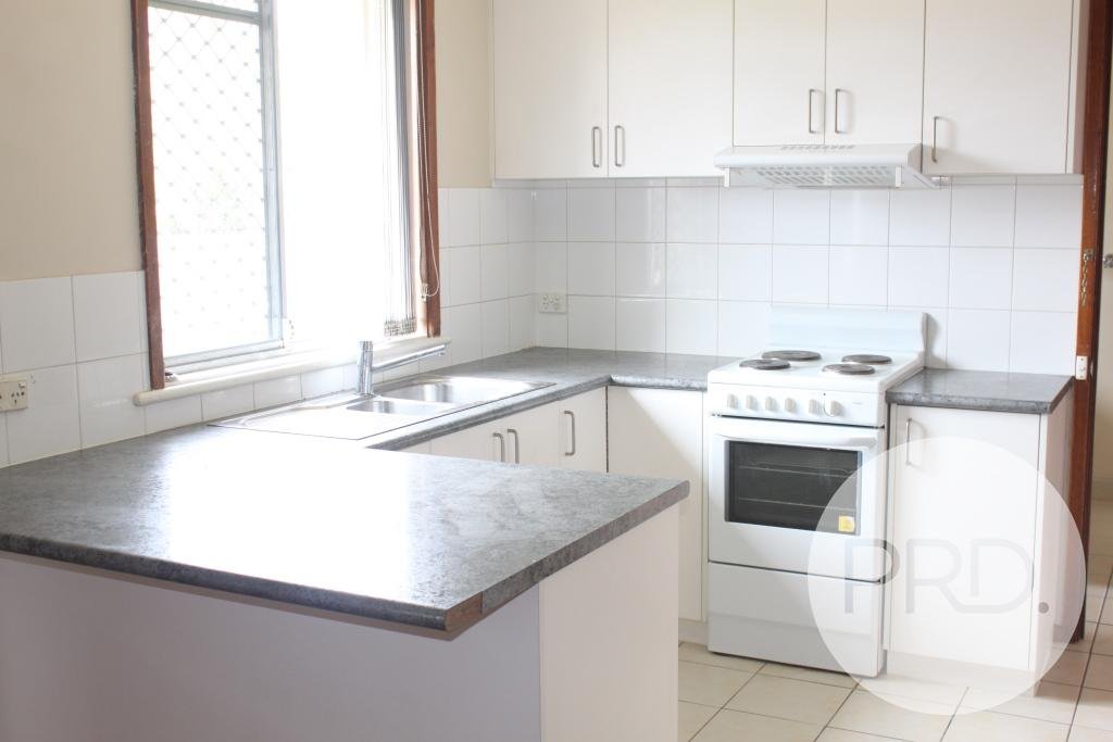 6 Surrey Place BRIDGEWATER 1