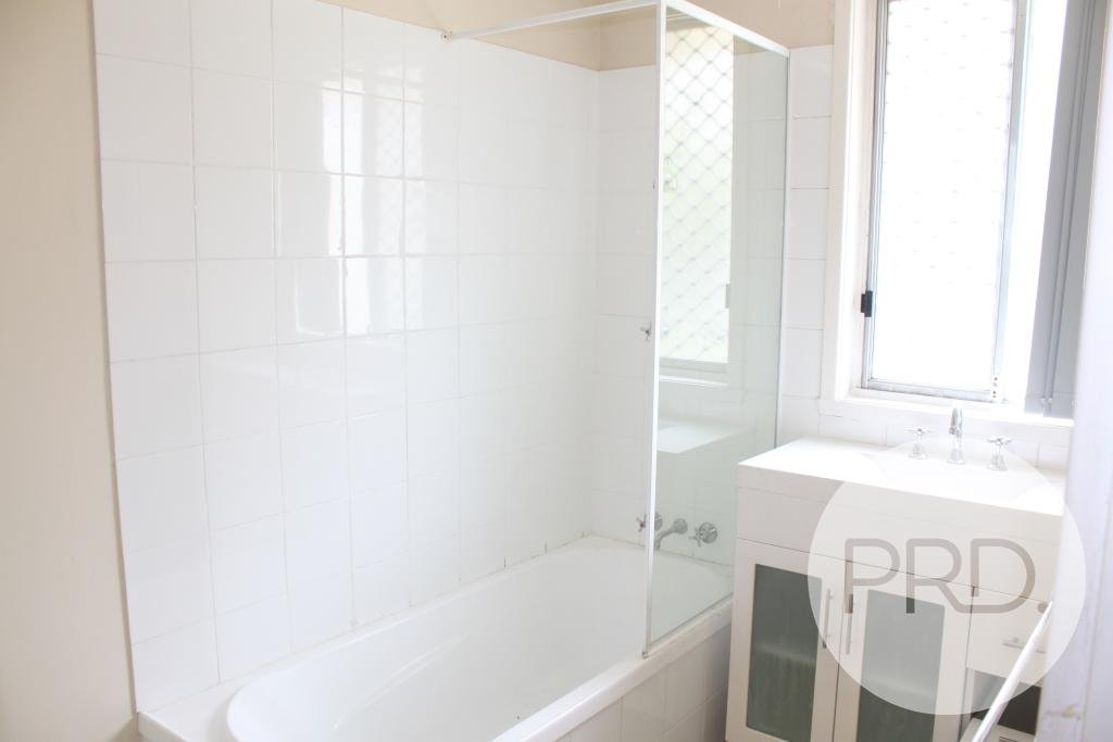 6 Surrey Place BRIDGEWATER 3