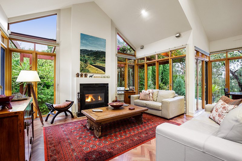 Gallery: 6 Susan Court