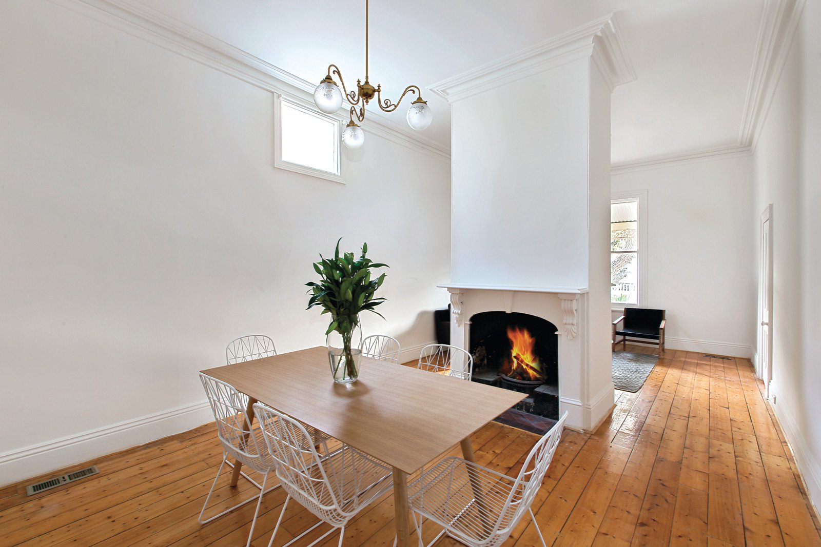 6 Sutherland Road, Armadale, VIC