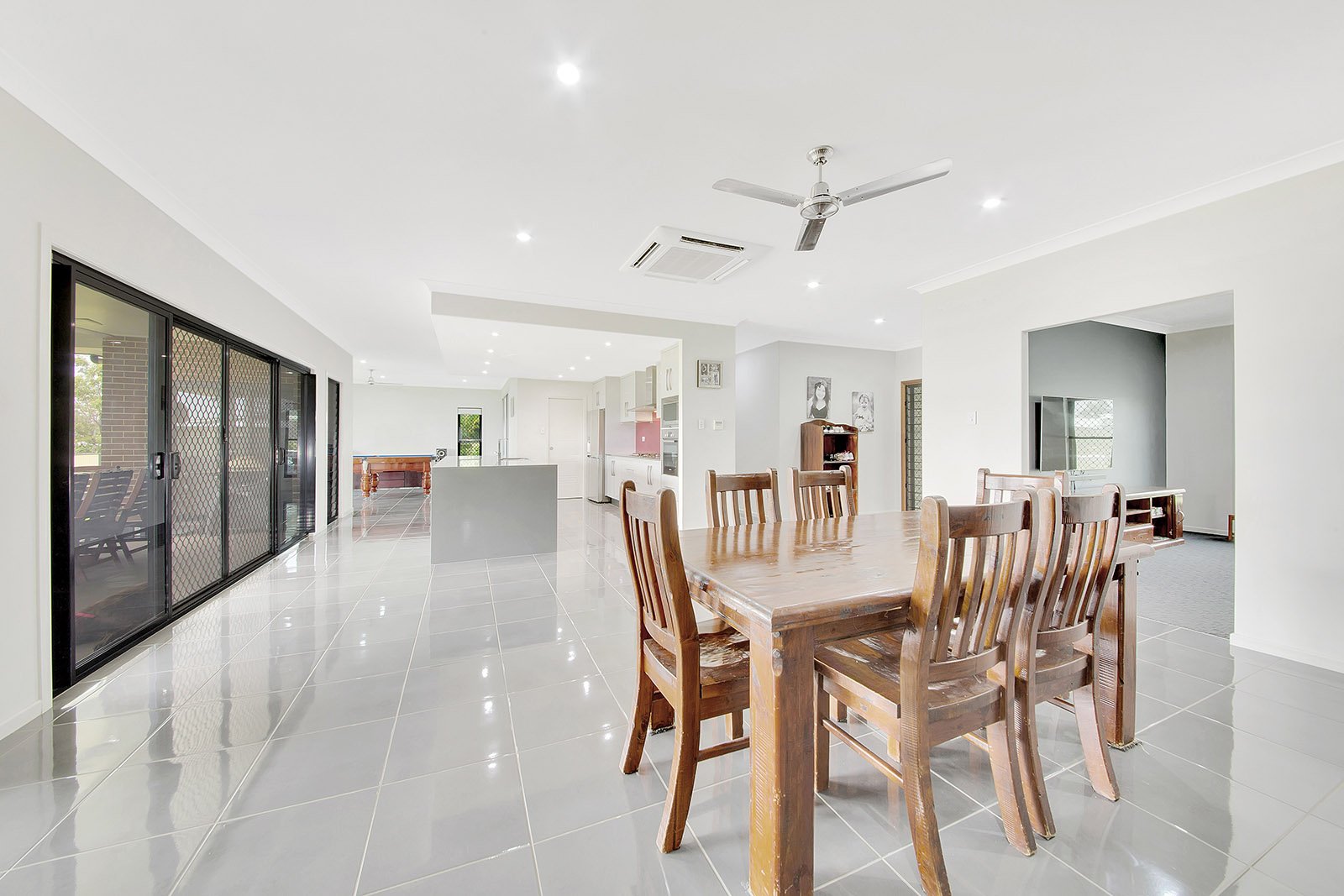 6 Swagman Drive BENARABY 13