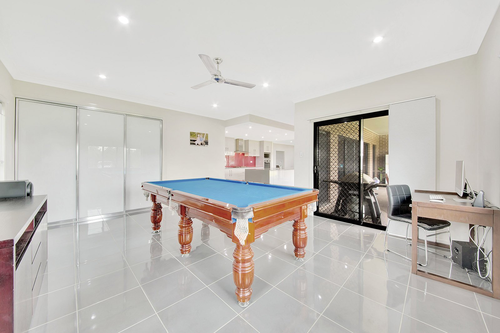 6 Swagman Drive BENARABY 16