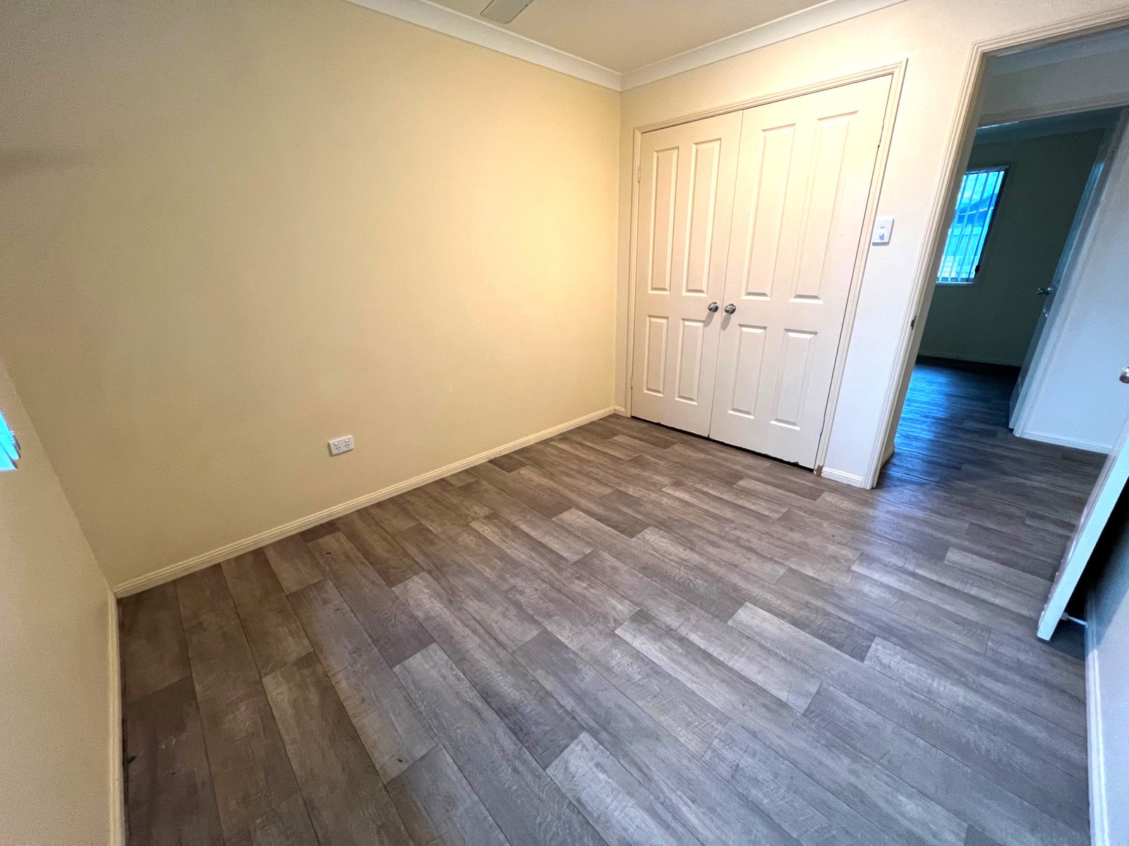 6 Swains Court BOYNE ISLAND 11