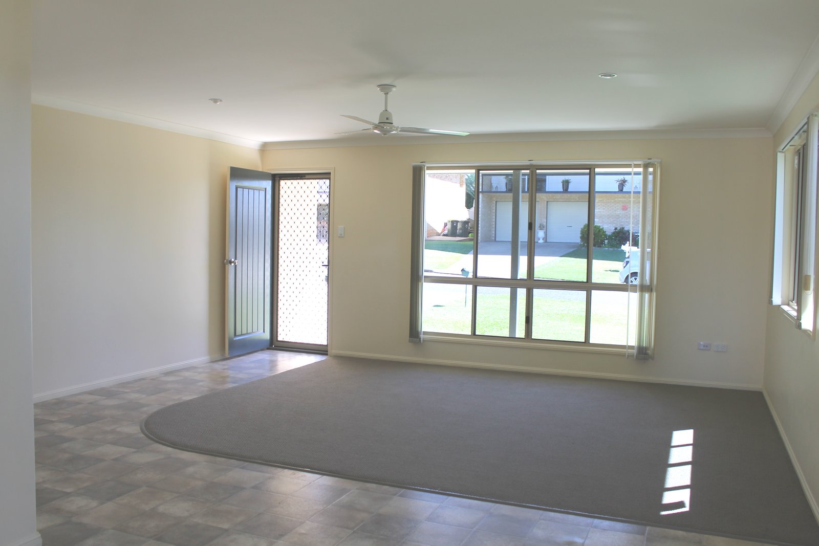 6 Swains Court BOYNE ISLAND 6