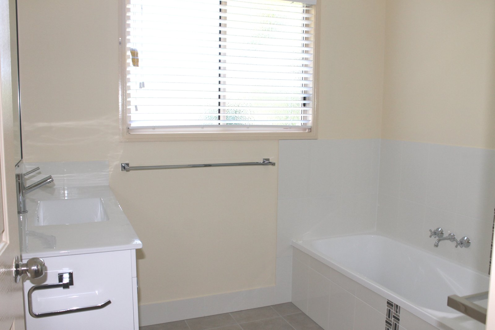 6 Swains Court BOYNE ISLAND 3