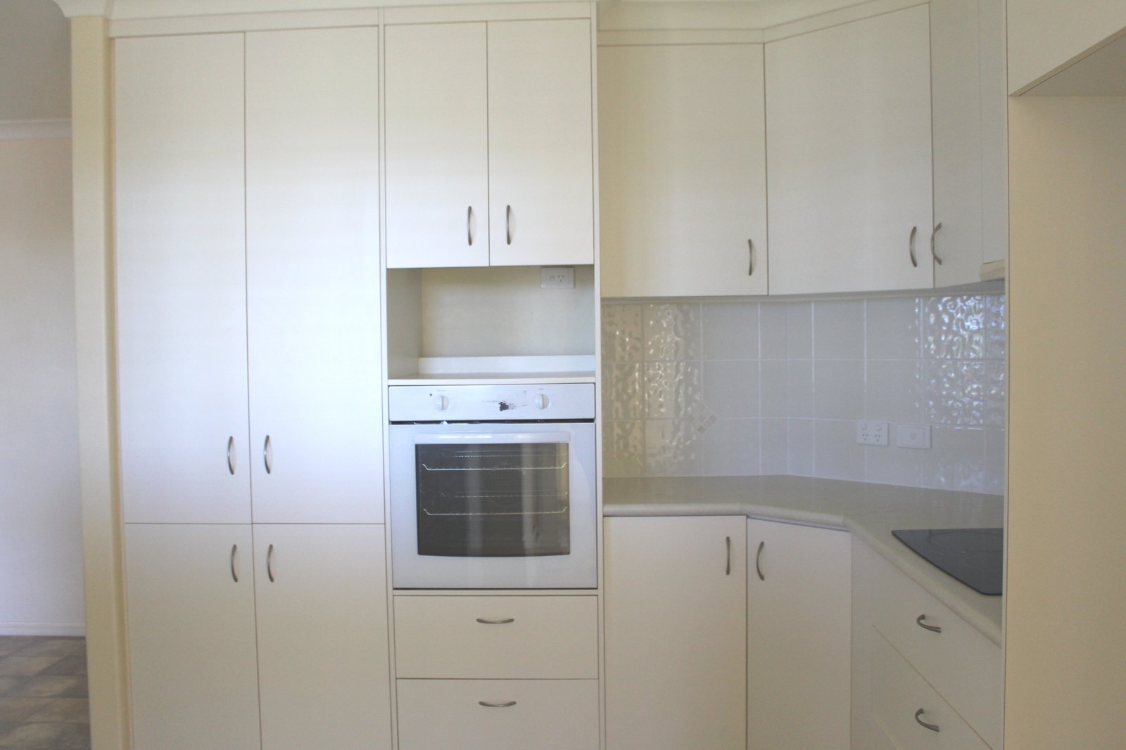 6 Swains Court BOYNE ISLAND 7