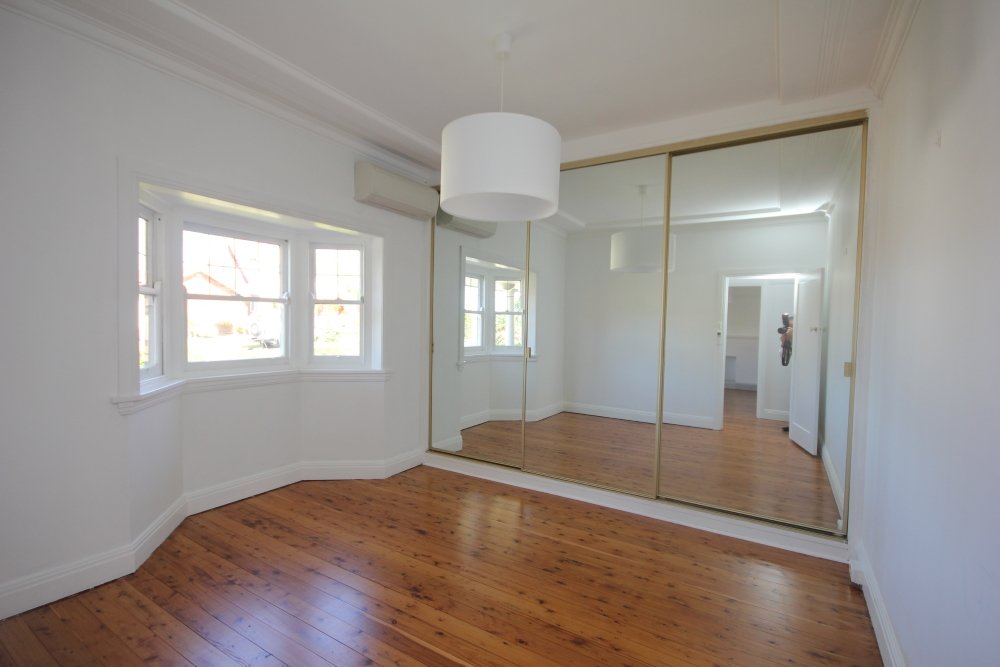 6 Tallawalla Street BEVERLY HILLS 5