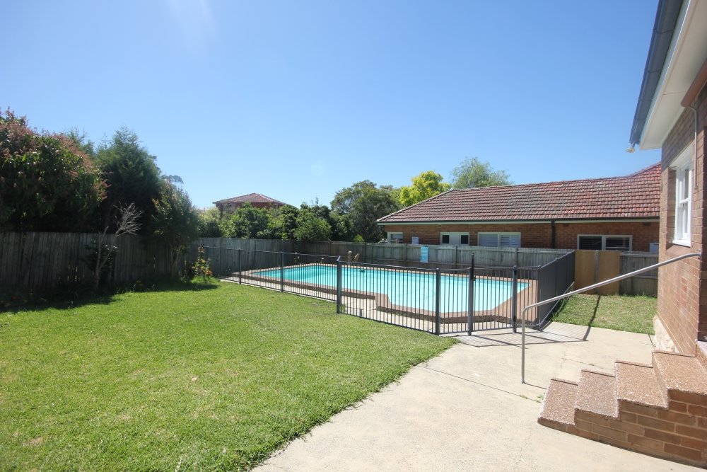 6 Tallawalla Street BEVERLY HILLS 7