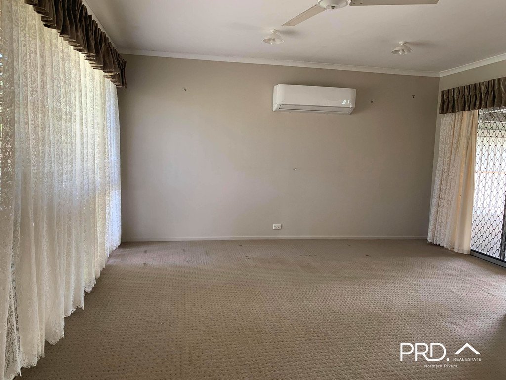 6 Tallowood Avenue CASINO 2