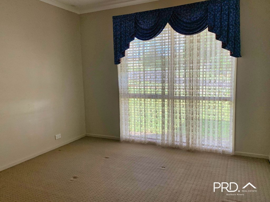 6 Tallowood Avenue CASINO 5