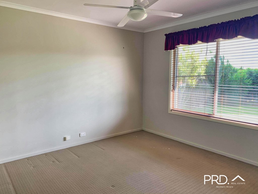 6 Tallowood Avenue CASINO 6