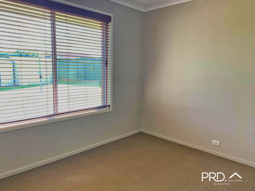 6 Tallowood Avenue CASINO 7