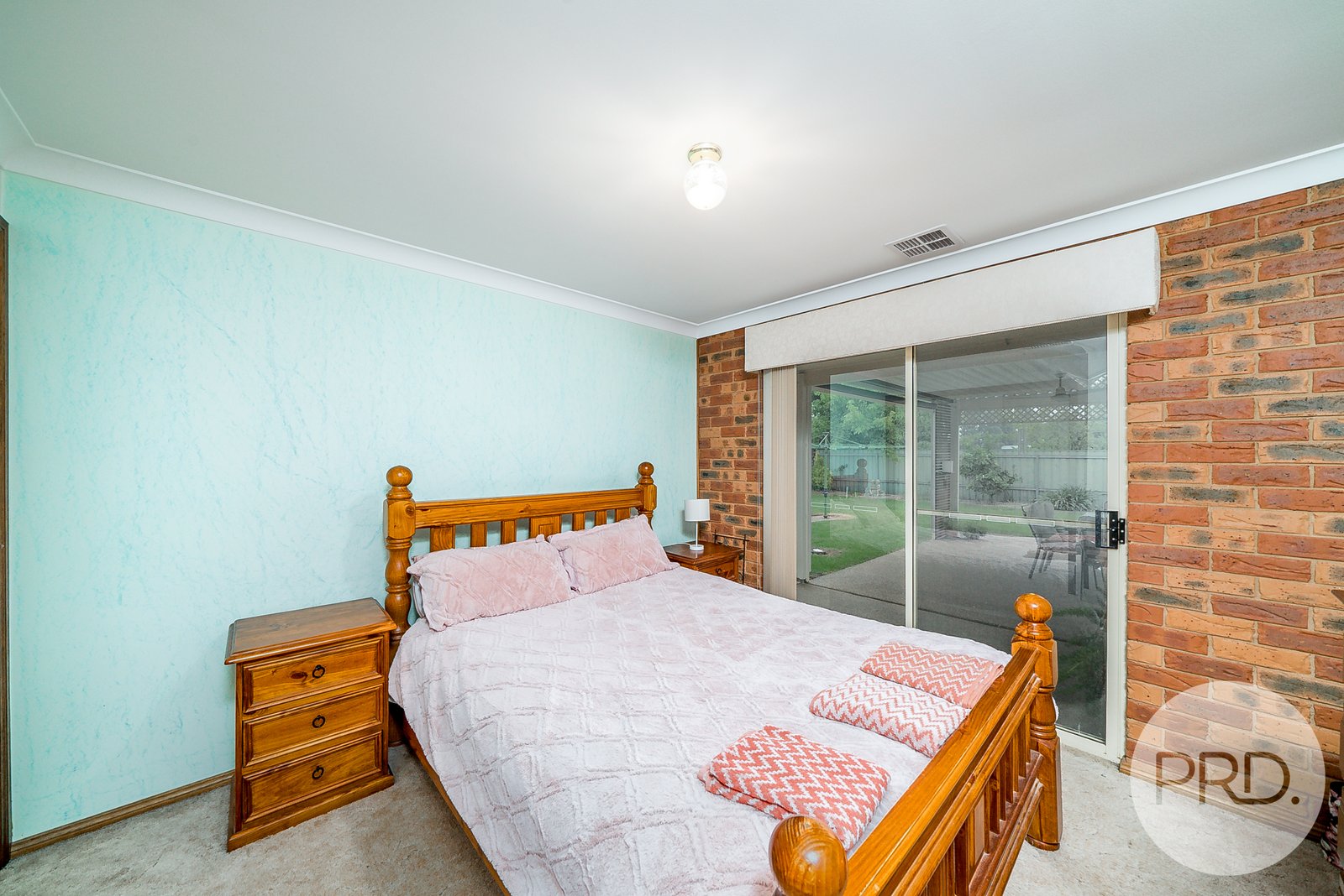 6 Tallowood Crescent LAKE ALBERT 12