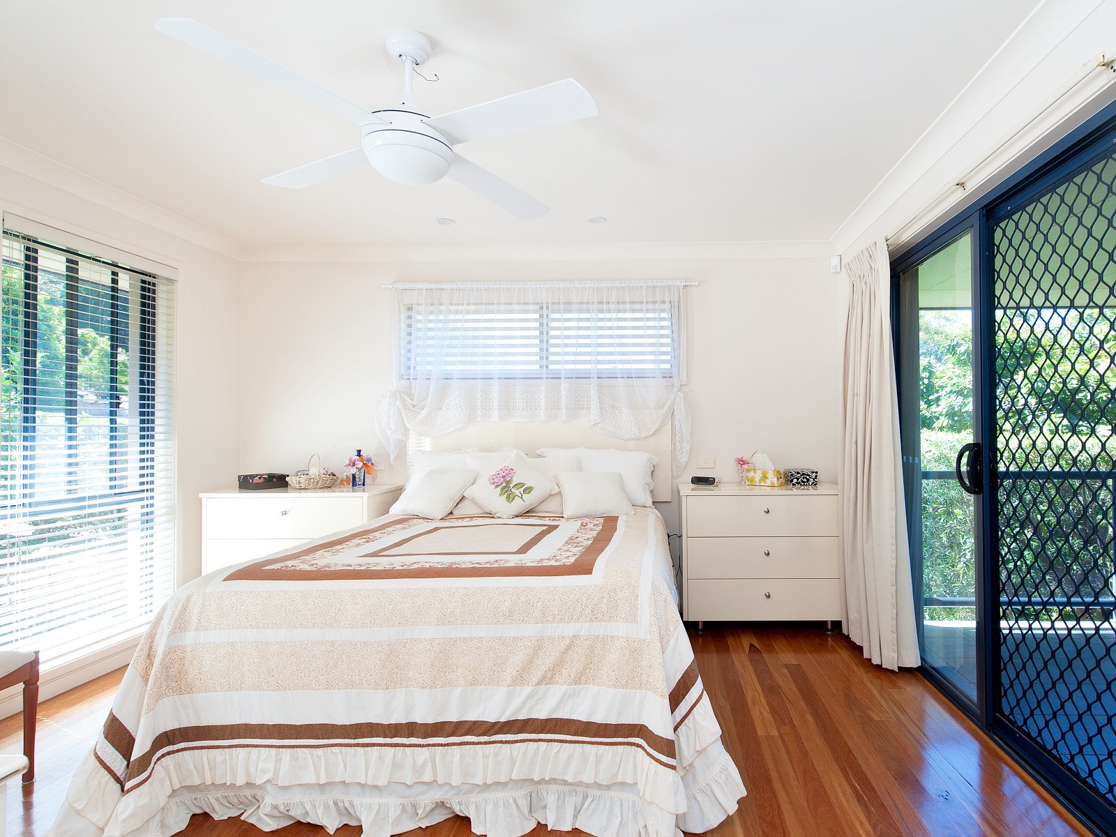 6 Tareebin Road NELSON BAY 13