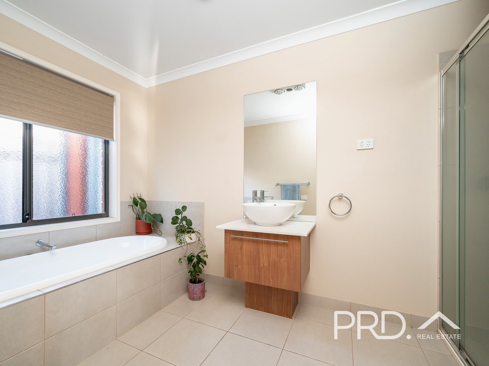 6 Teatree Place KIALLA 9