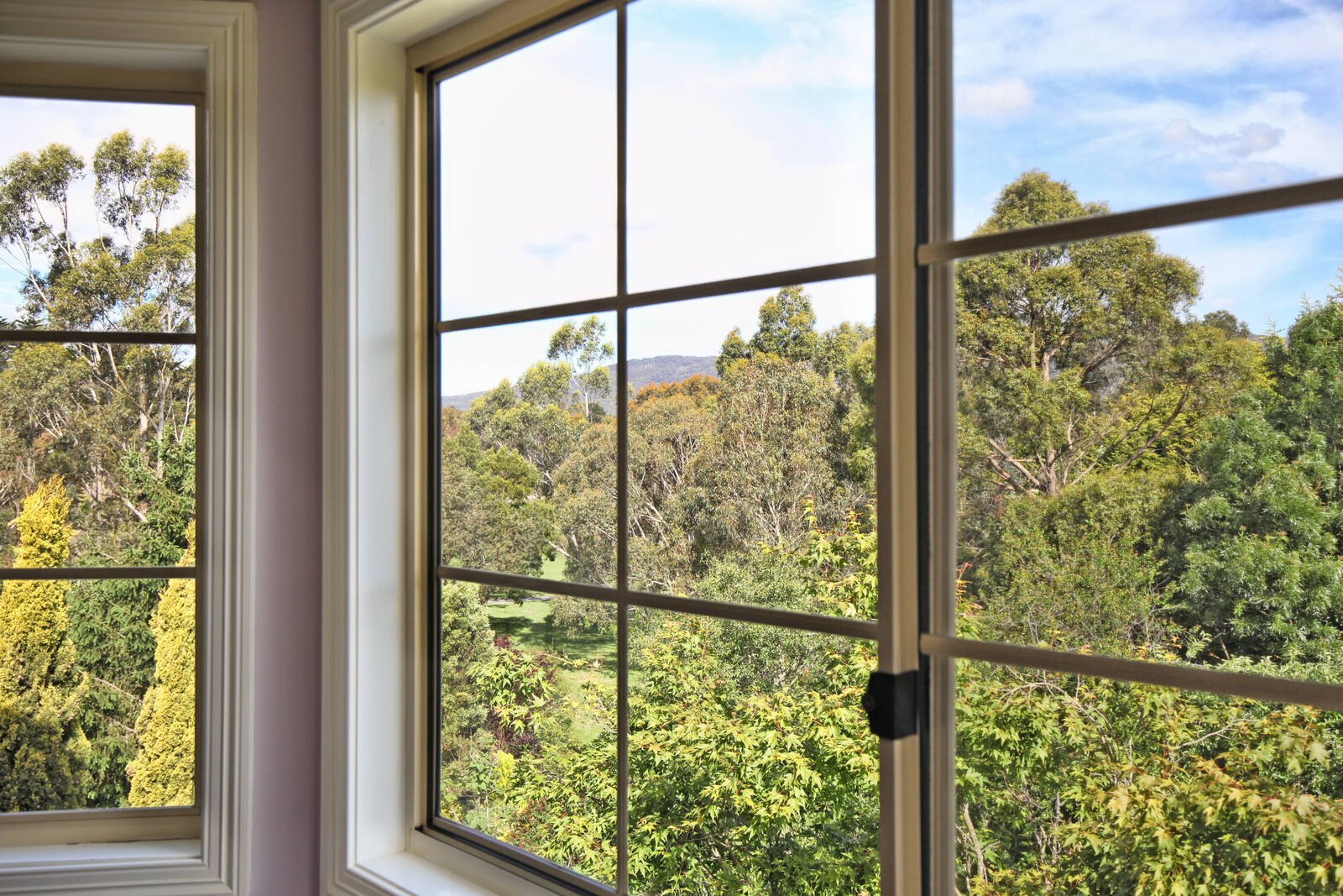 Real Estate and Property in 6 Tennyson Street, Woodend, VIC