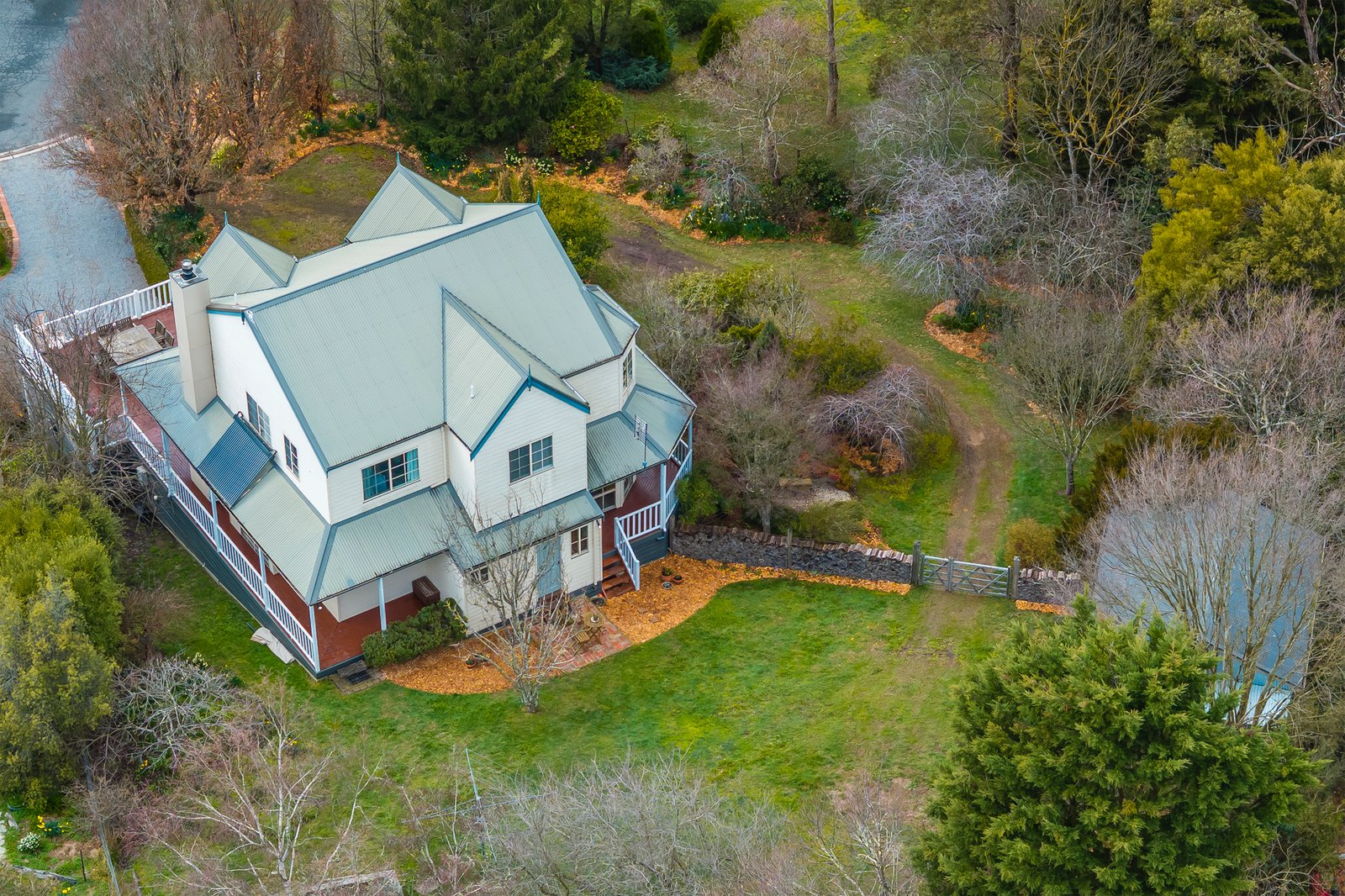 Real Estate and Property in 6 Tennyson Street, Woodend, VIC