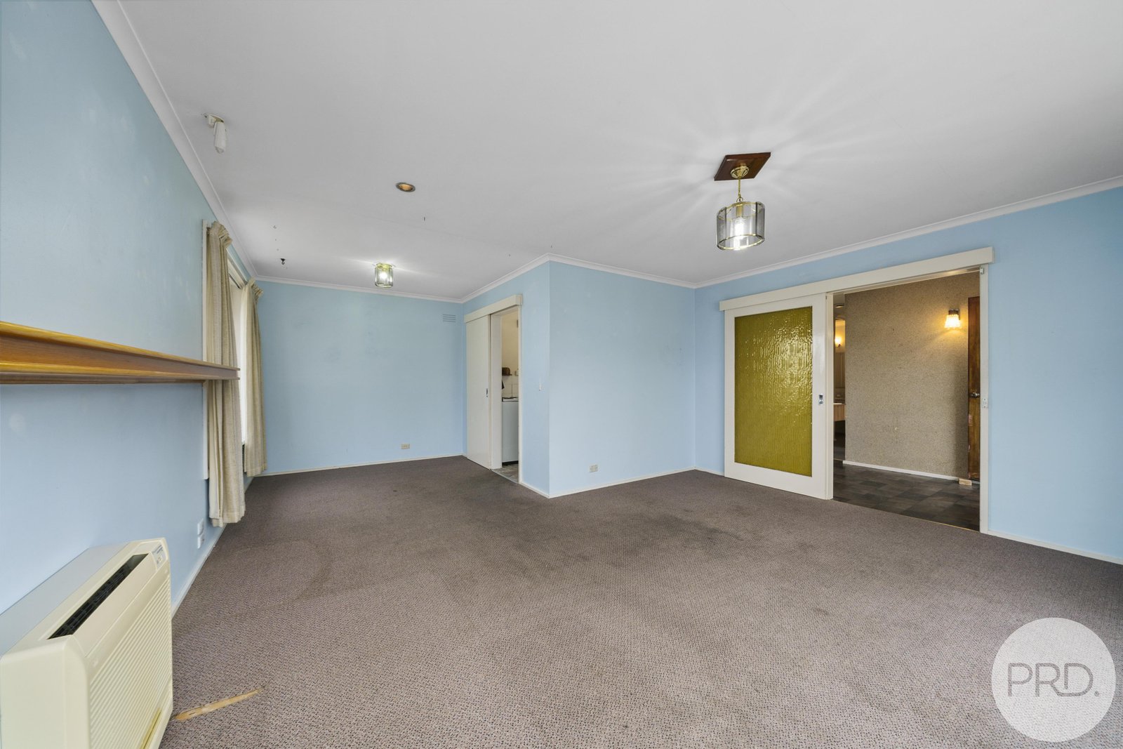 6 Tenth Avenue WEST MOONAH 4