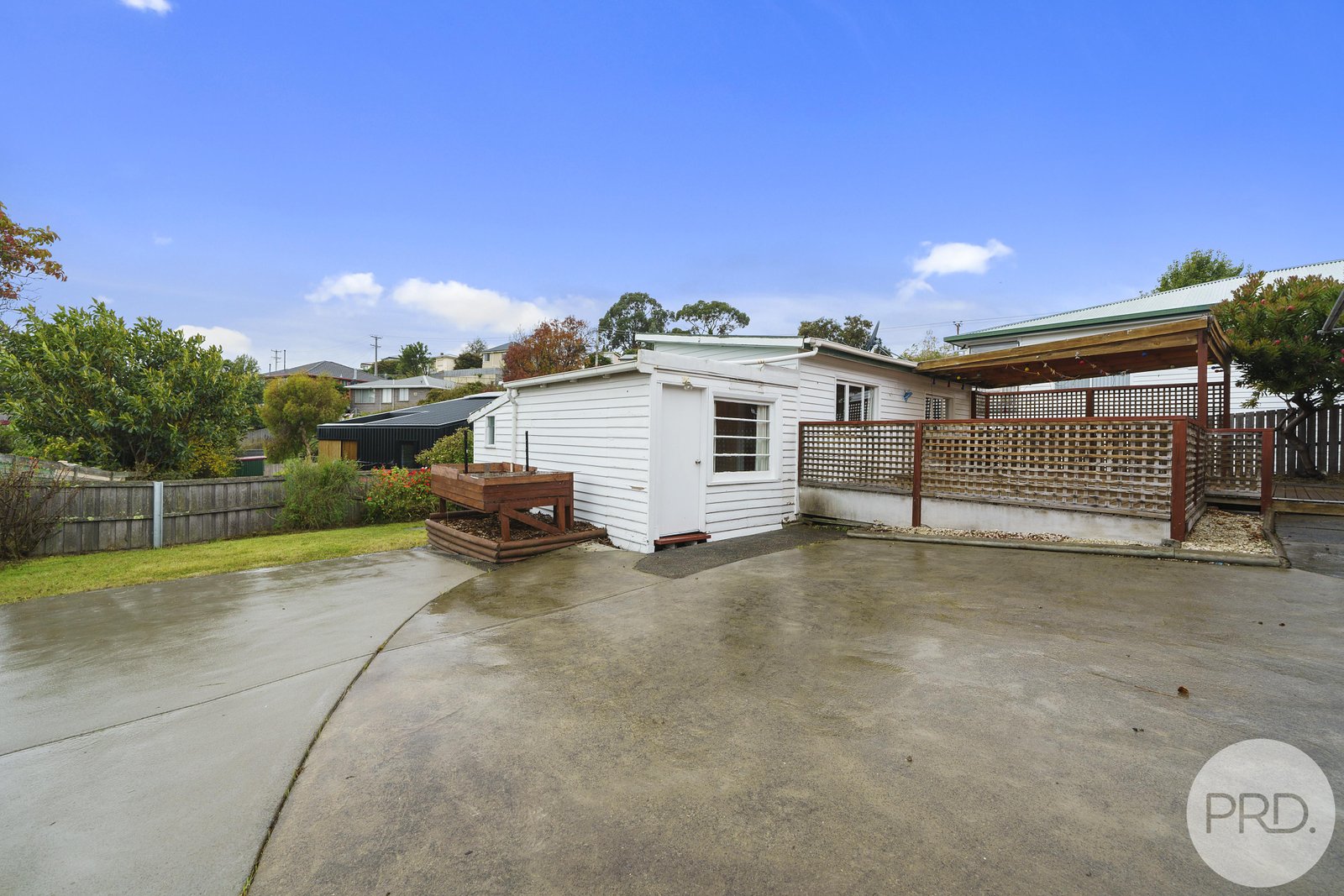 6 Tenth Avenue WEST MOONAH 13