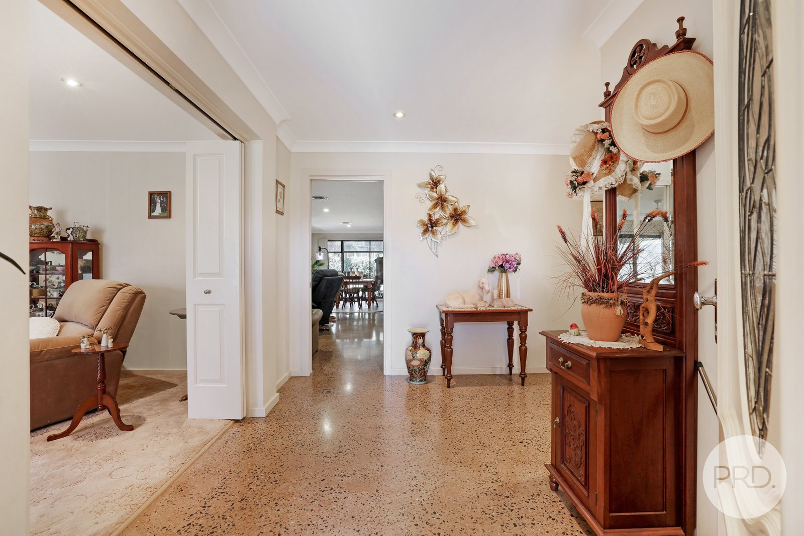 6 The Grove TAMWORTH 3