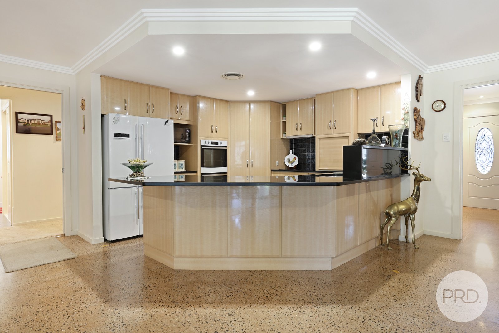 6 The Grove TAMWORTH 7