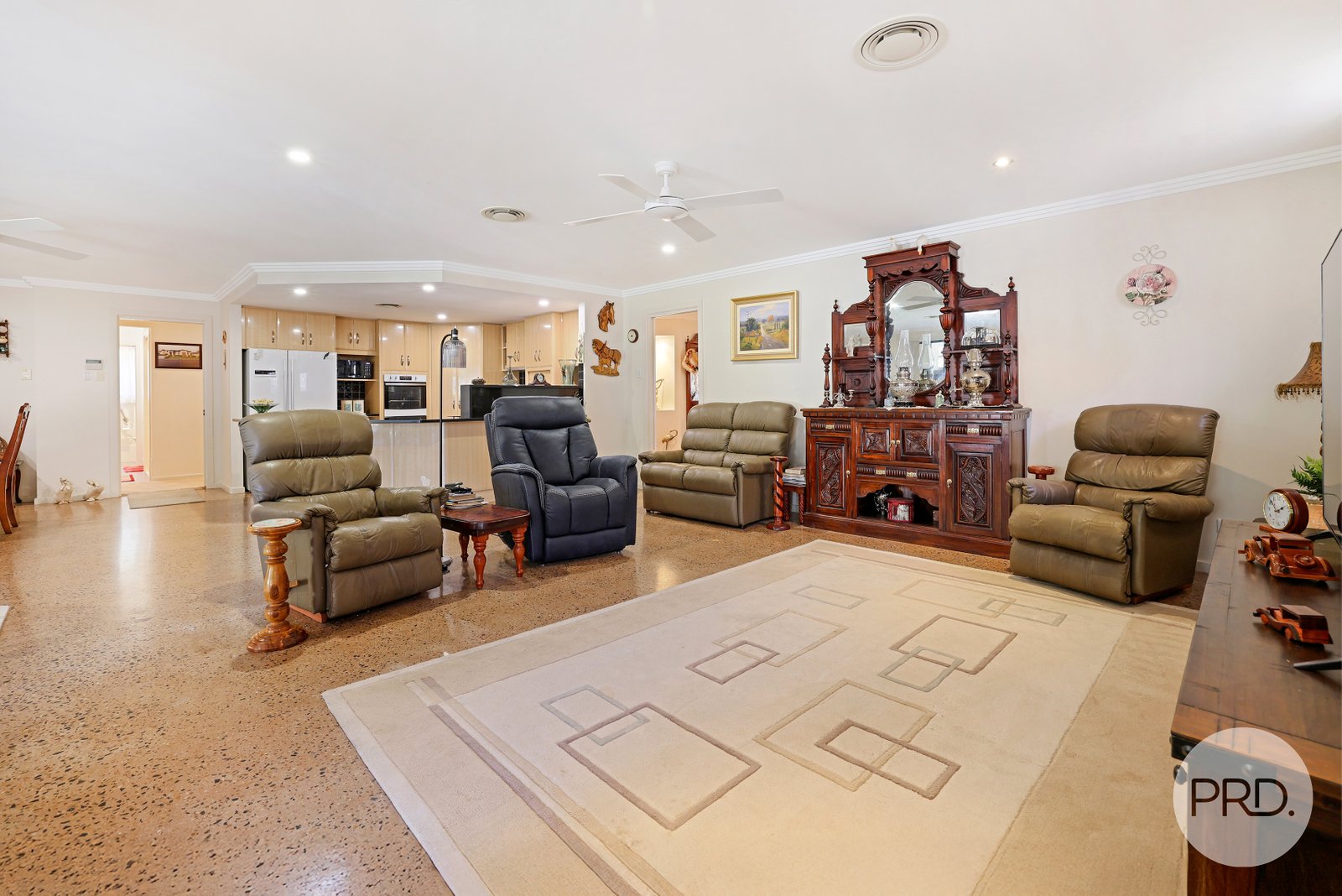 6 The Grove TAMWORTH 10