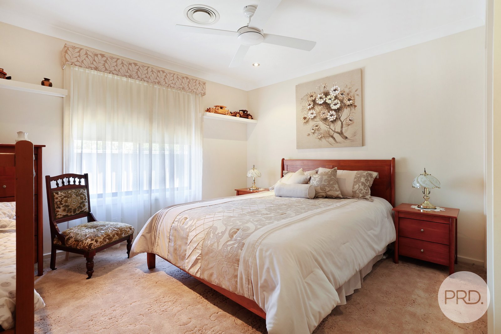 6 The Grove TAMWORTH 18