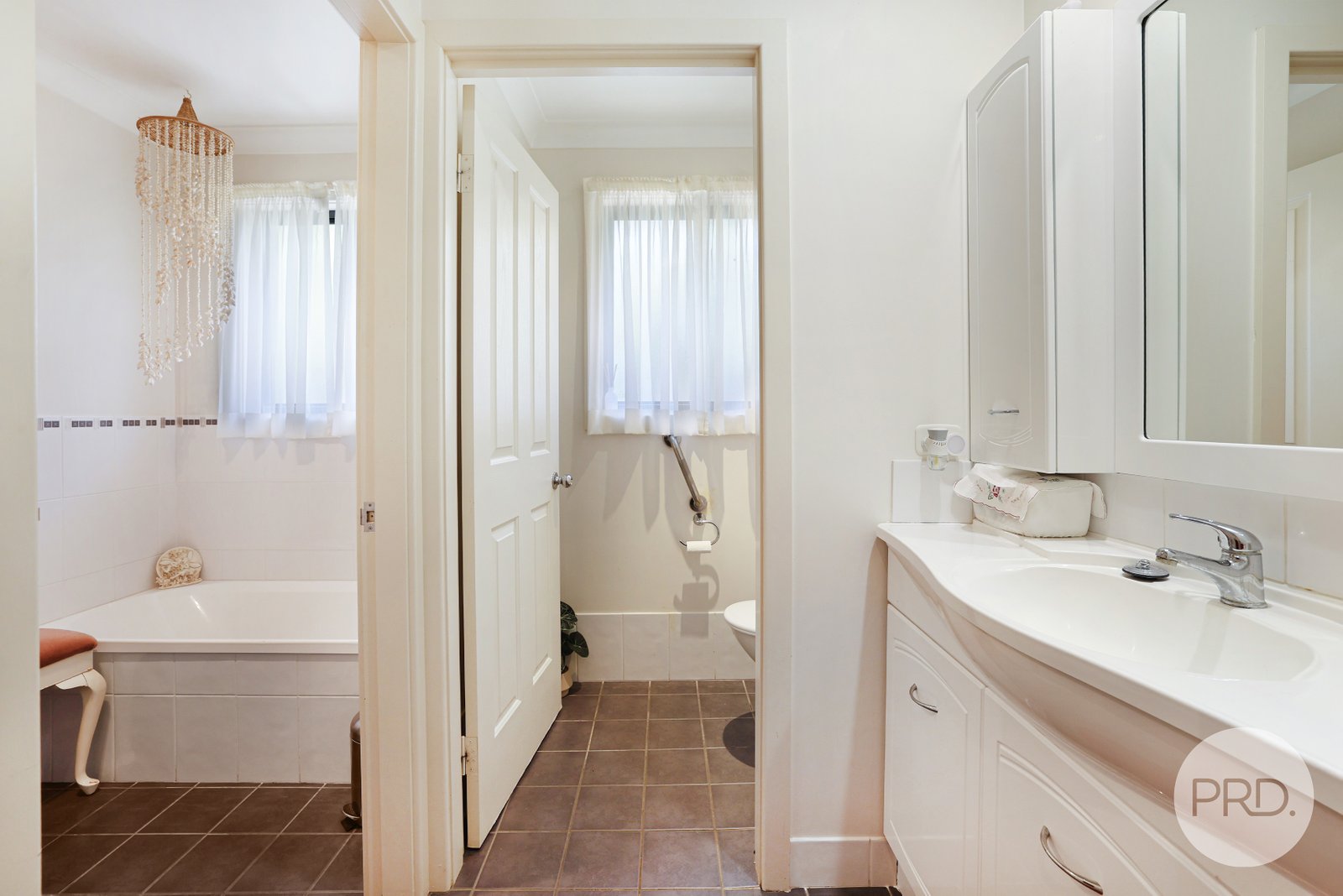 6 The Grove TAMWORTH 19