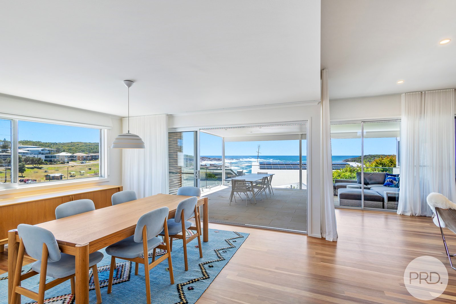 6 The Mainsail  BOAT HARBOUR 3