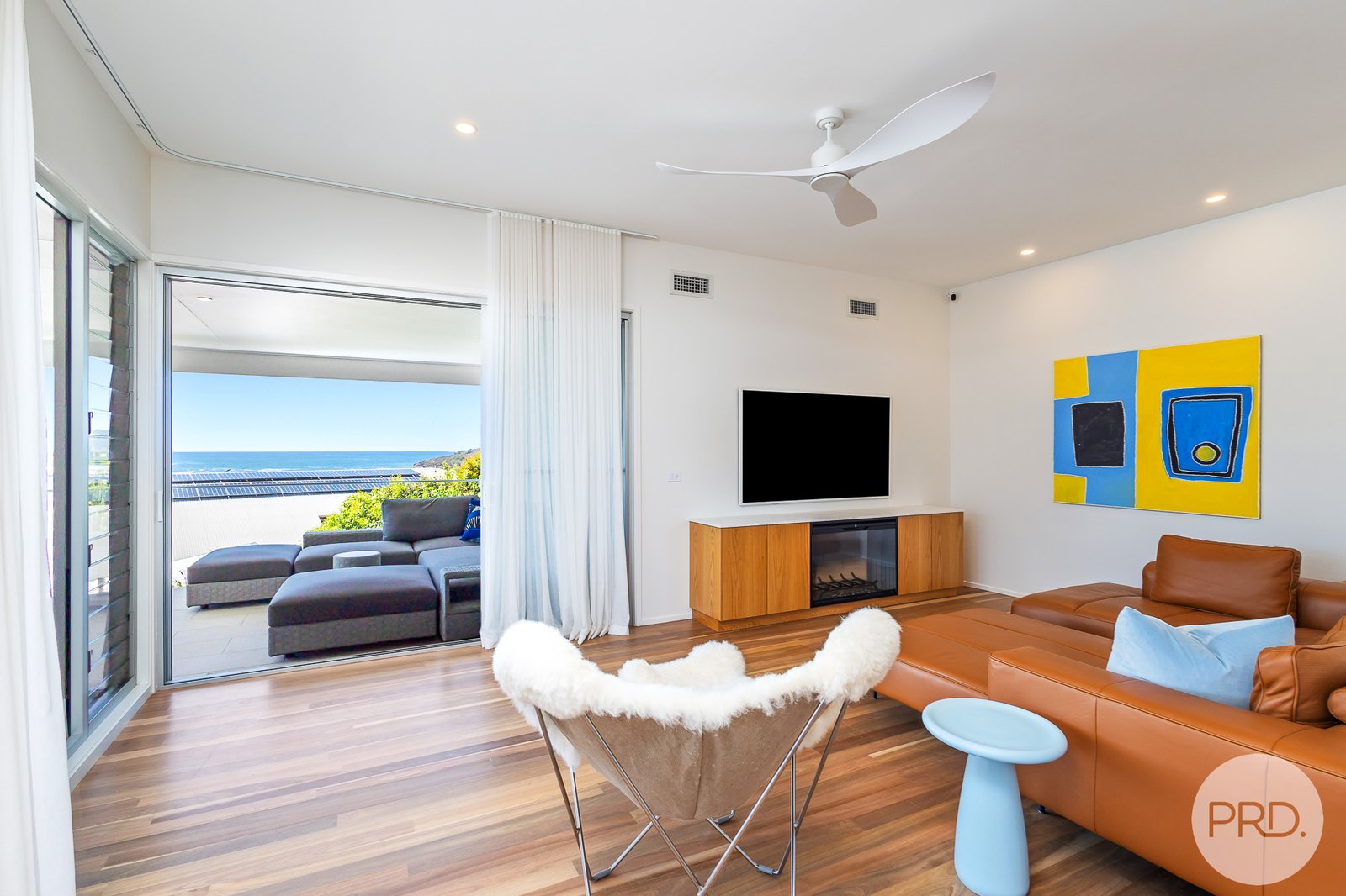 6 The Mainsail  BOAT HARBOUR 11