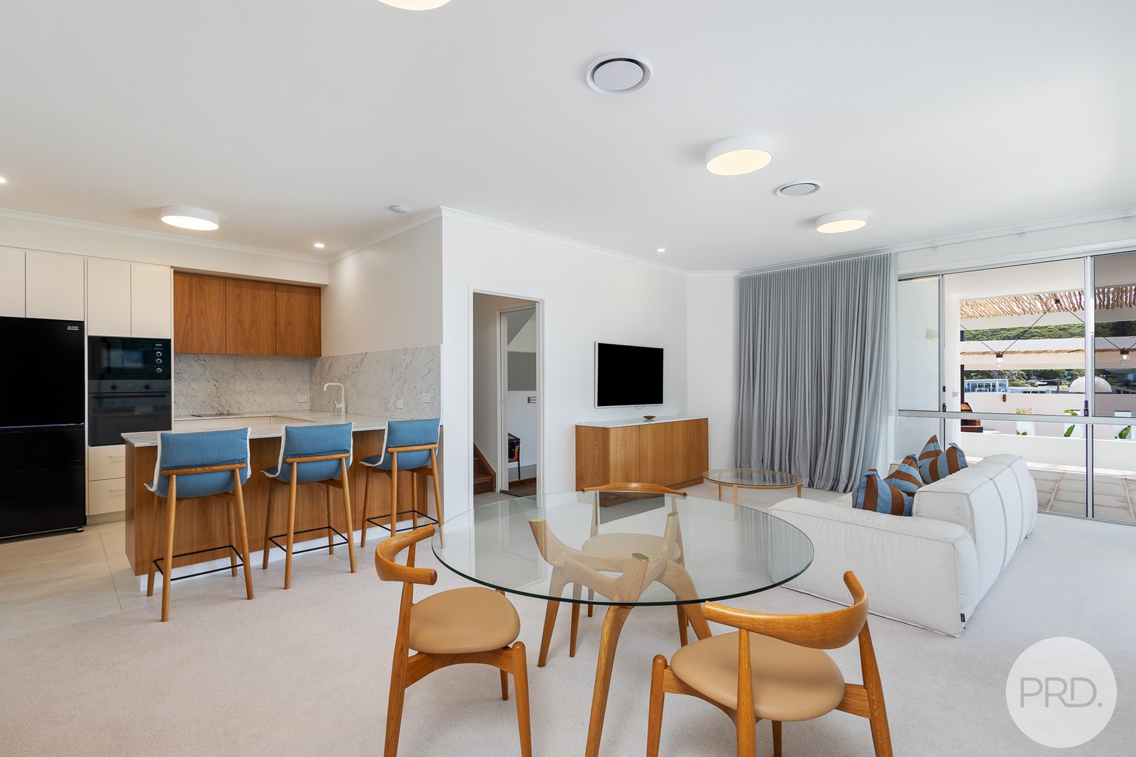 6 The Mainsail  BOAT HARBOUR 18