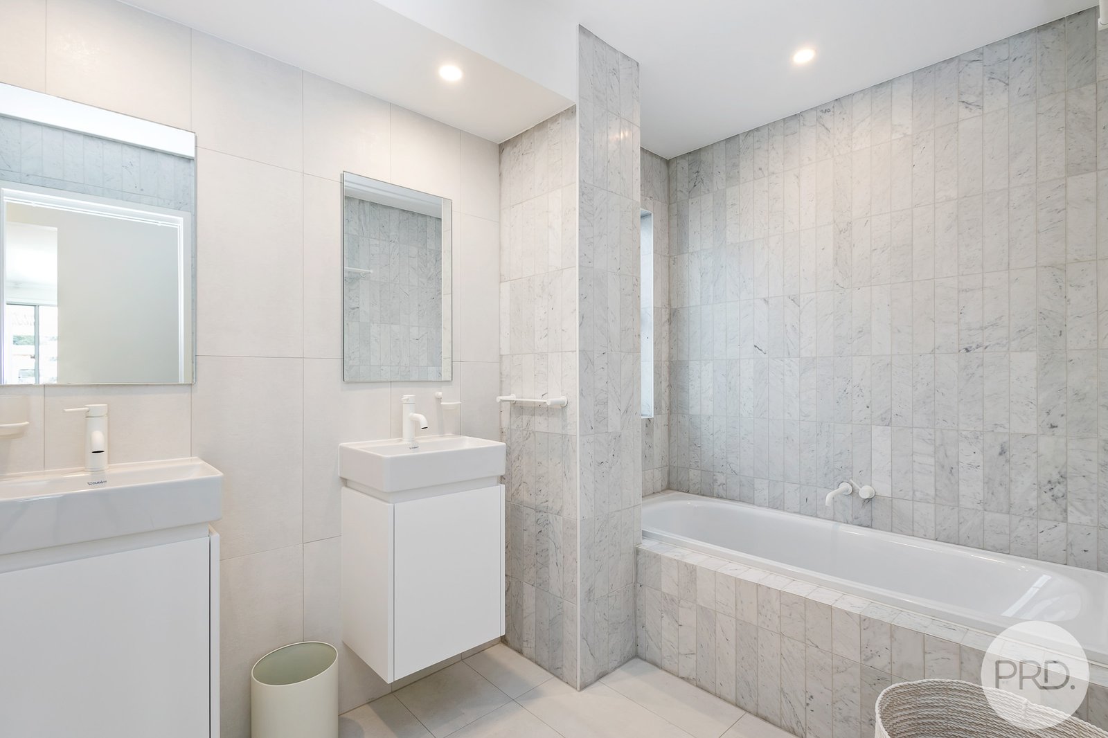 6 The Mainsail  BOAT HARBOUR 27