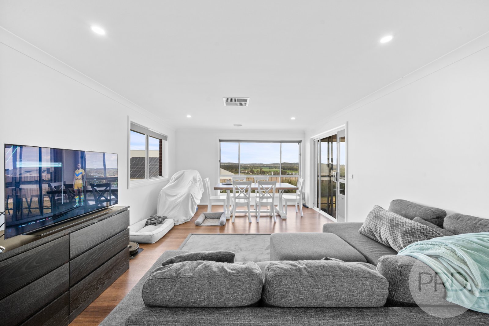 6 The Peaks Terrace GOBBAGOMBALIN 4