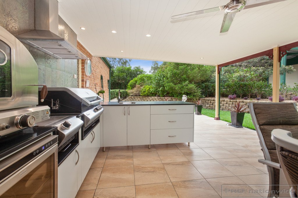 6 Thornbill Grove THORNTON 16