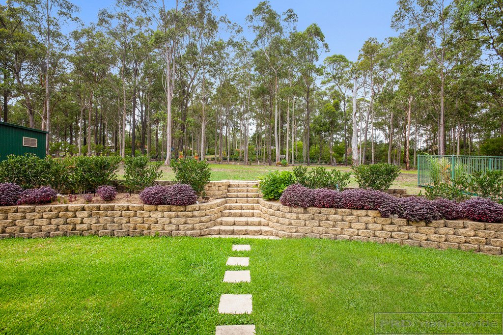 6 Thornbill Grove THORNTON 22