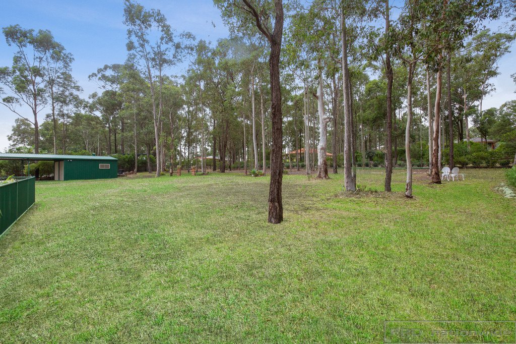 6 Thornbill Grove THORNTON 23