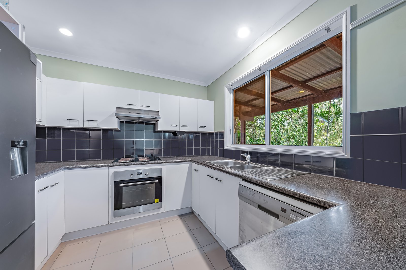6 Tiki Lane MANDALAY 2