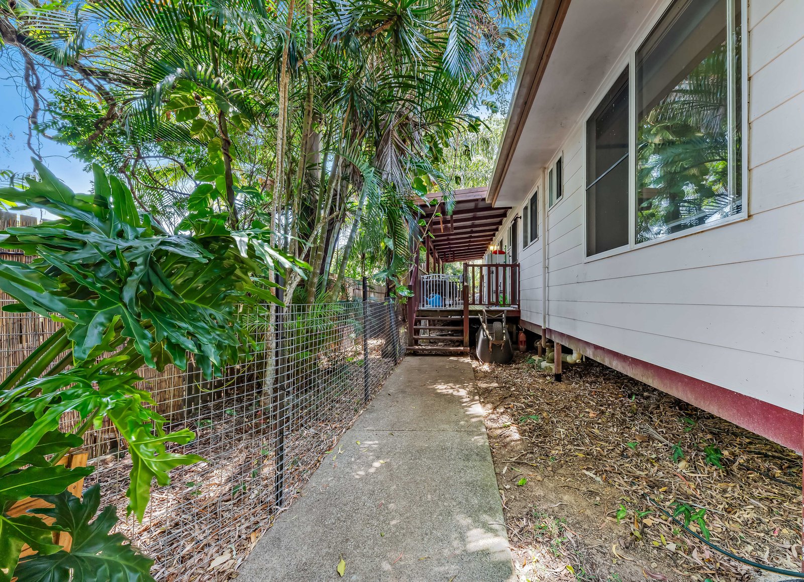 6 Tiki Lane MANDALAY 5