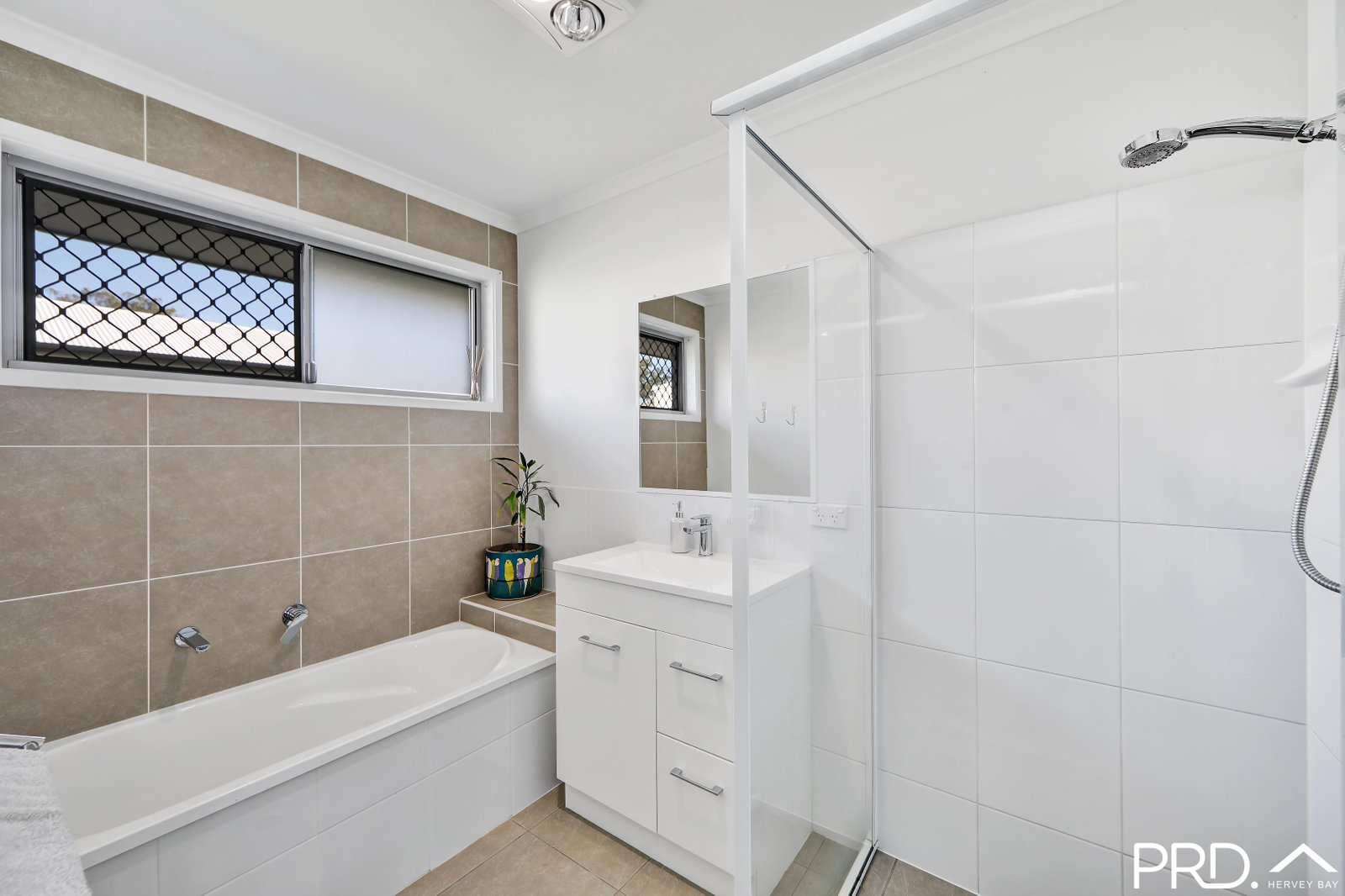 6 Tina Drive URANGAN 15