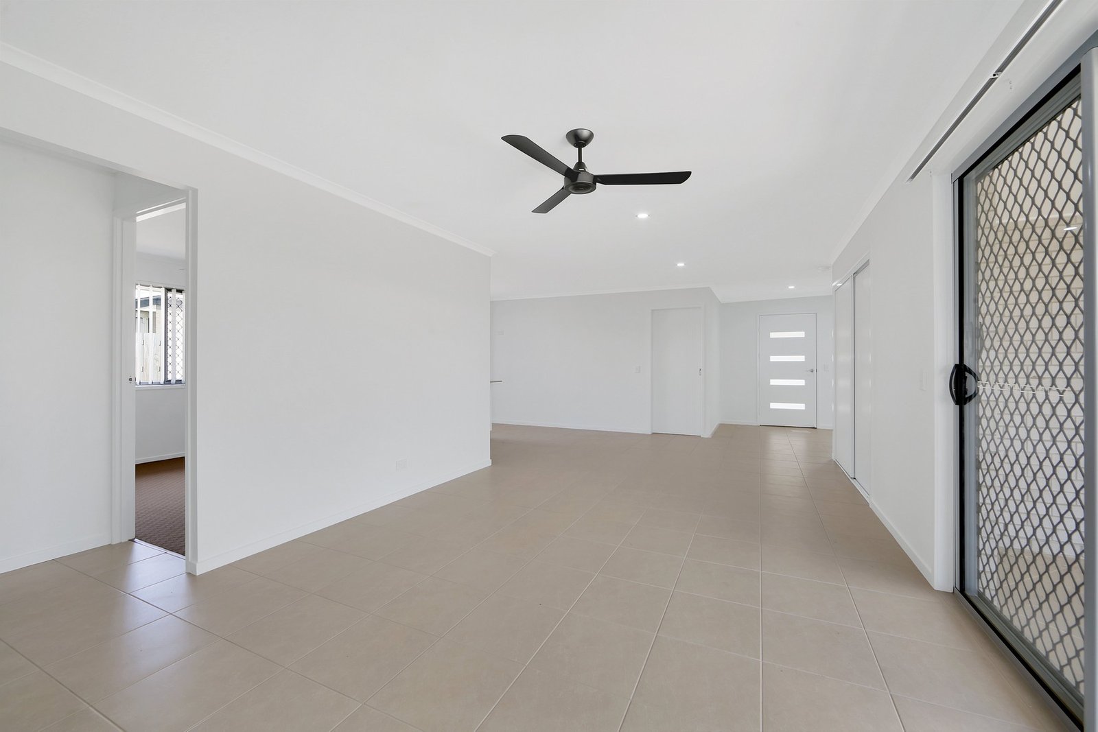 6 Tina Drive URANGAN 11