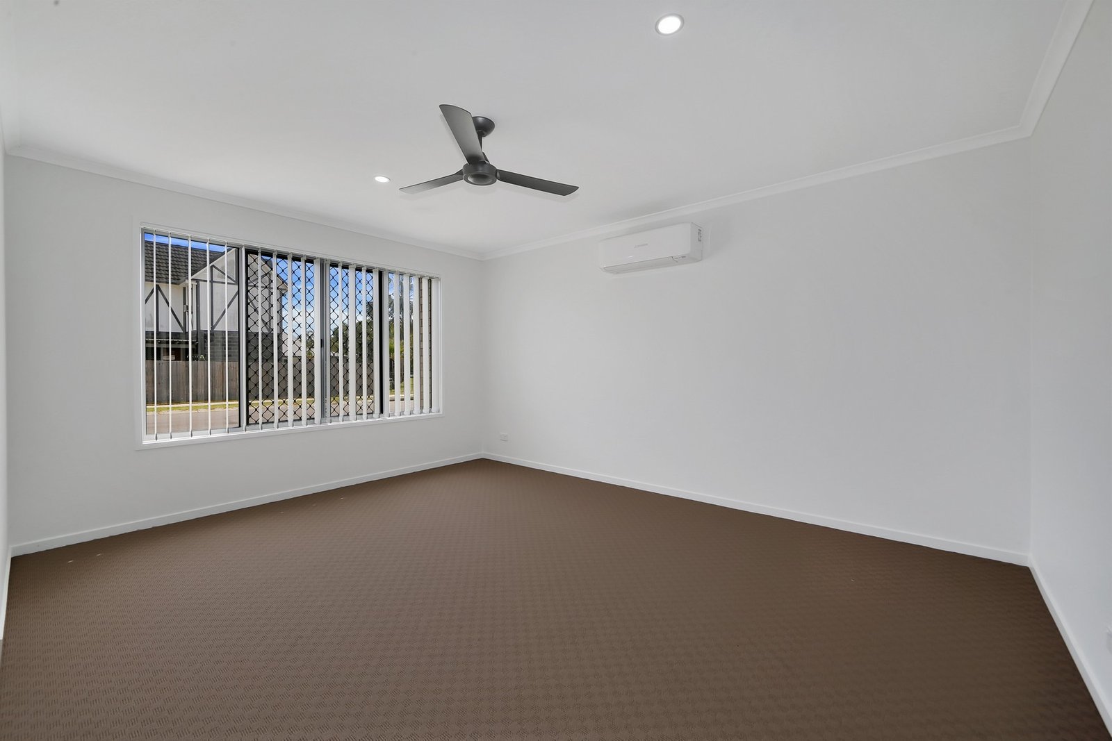 6 Tina Drive URANGAN 21