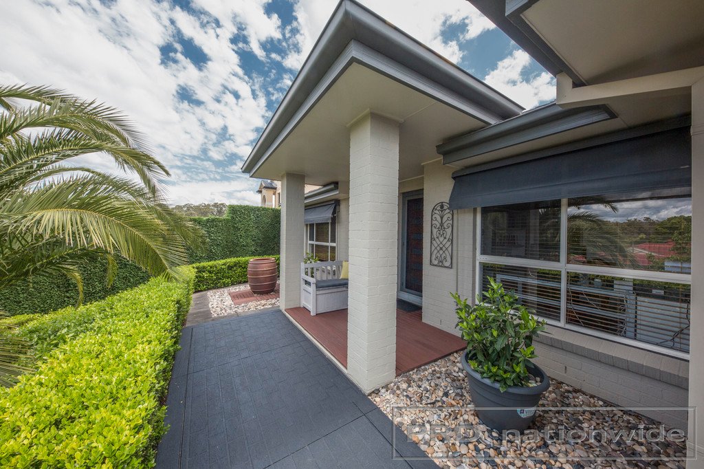 6 Tipperary Drive ASHTONFIELD 2