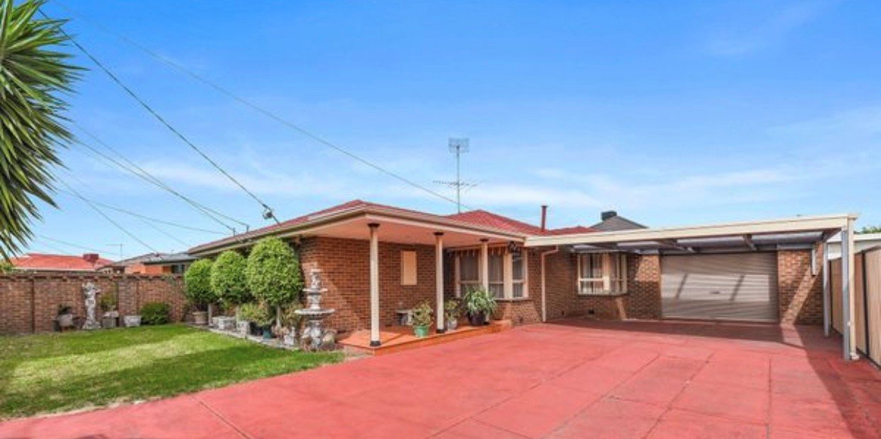 Photos: 6 Tracey Close