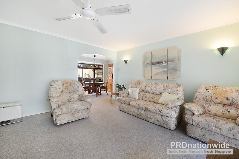 6 Treloar Place MENAI 3