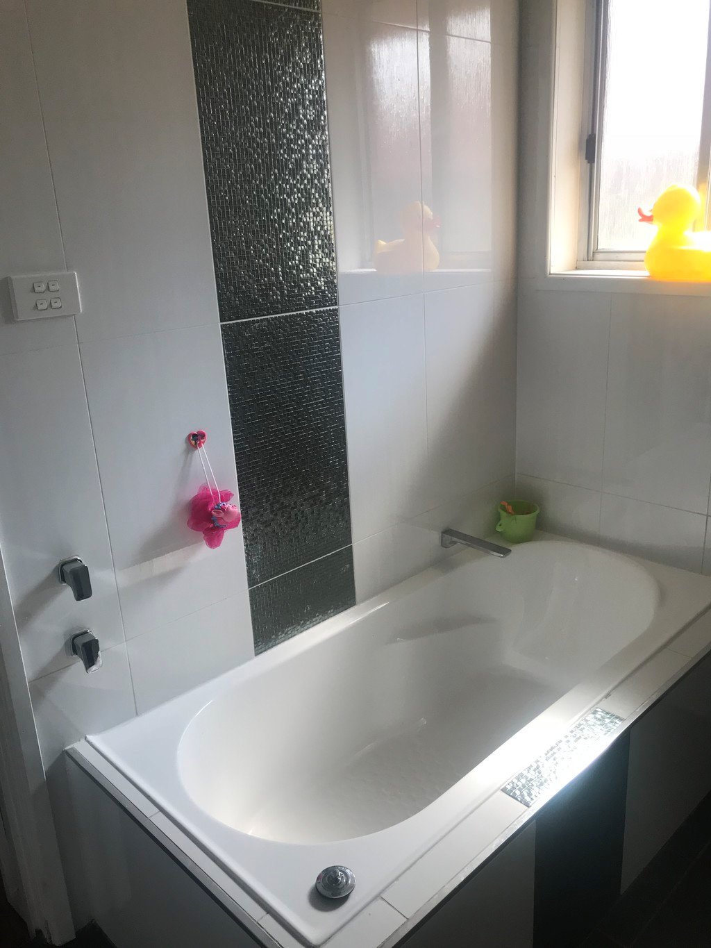 6 Trinity Drive CAMBRIDGE GARDENS 6