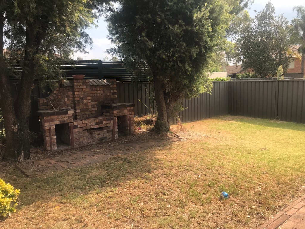 6 Trinity Drive CAMBRIDGE GARDENS 8