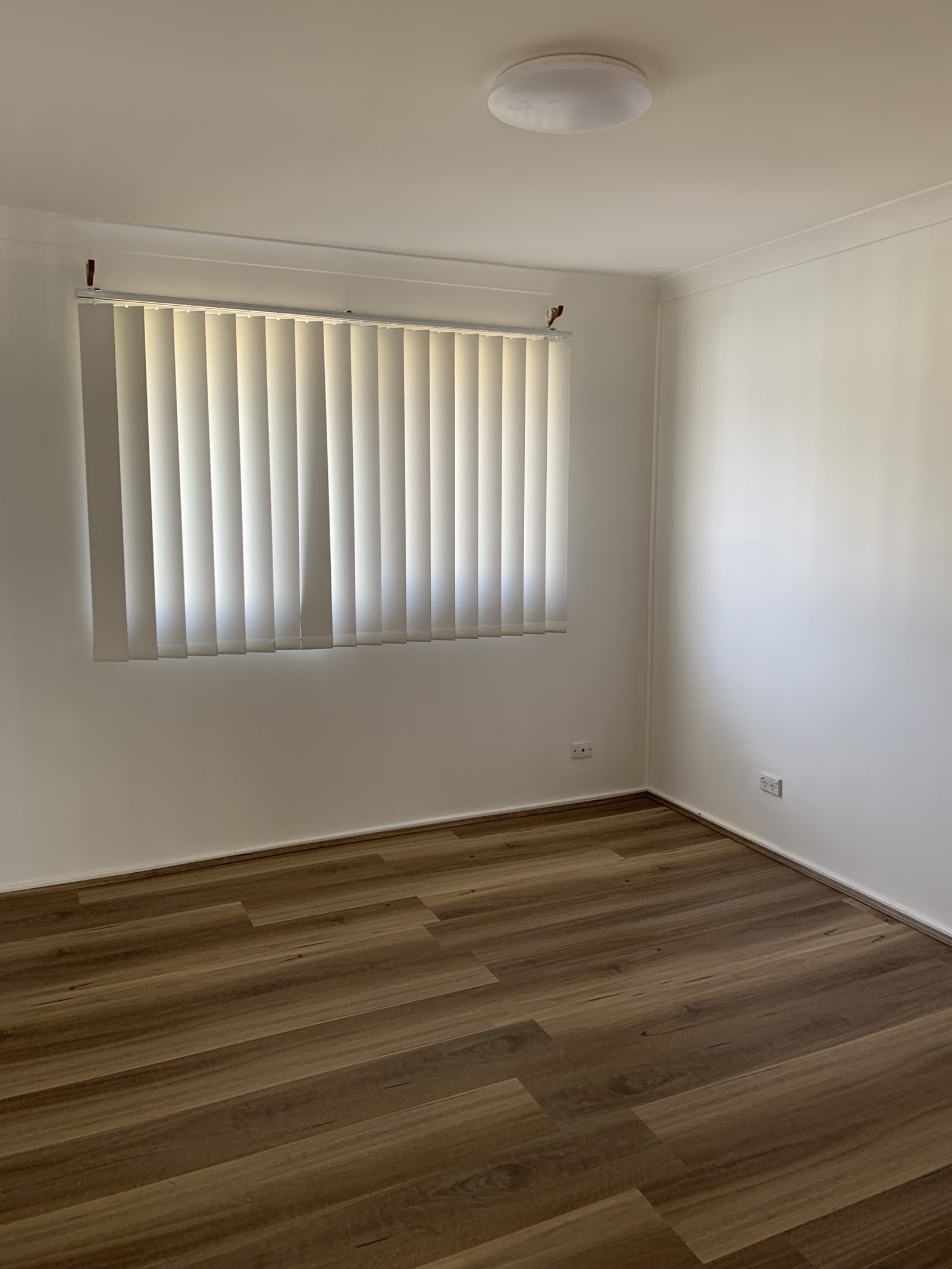 6 troon Place ST ANDREWS 4