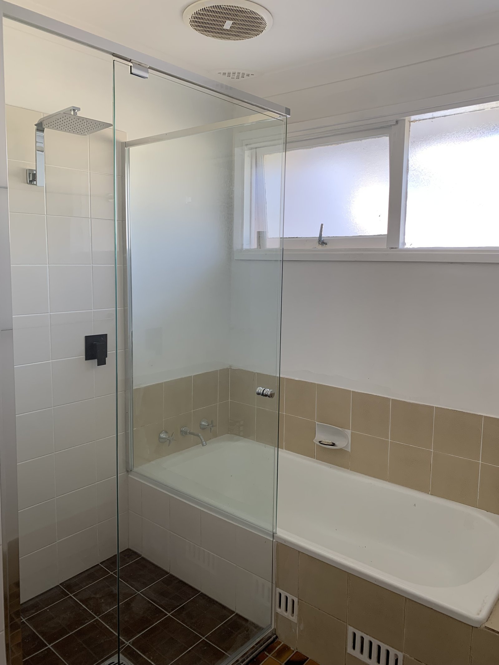 6 troon Place ST ANDREWS 8