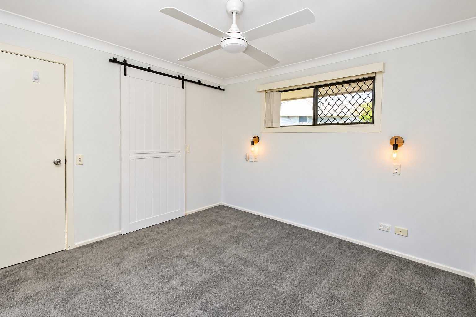 6 Tumbarumba Avenue ASHMORE 10