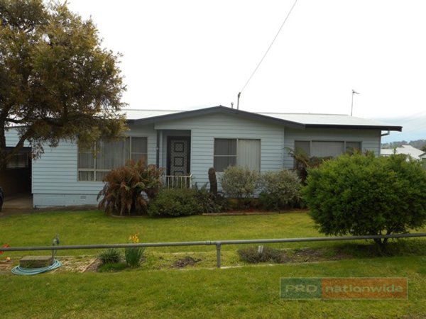 6 Tumut Plains Road TUMUT 1
